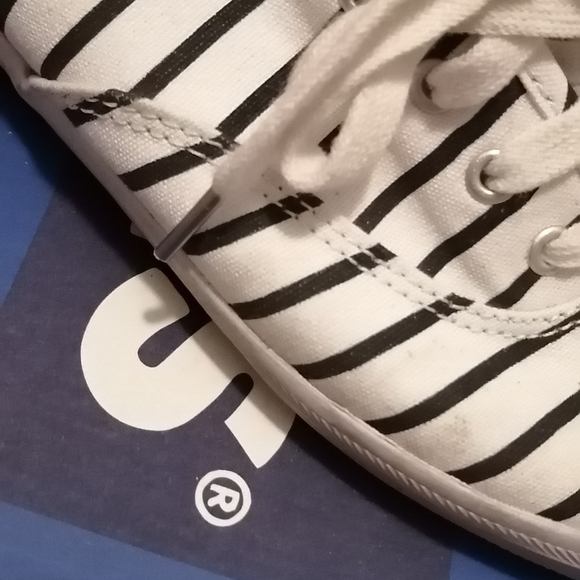 Keds Striped with laces - Picture 16 of 16